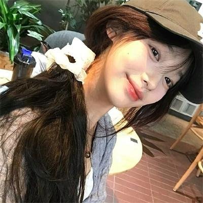 泳池娇娃