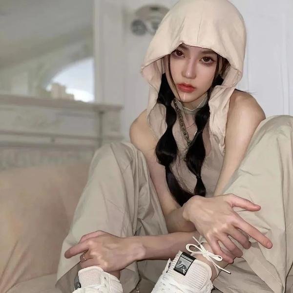 在巨人中间
